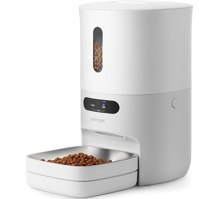 Pawsync smart feeder with built-in scale
